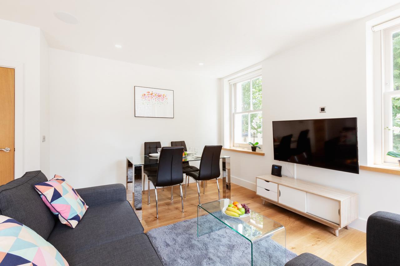 Modern 2-Bed Flat in Central London - Image 3